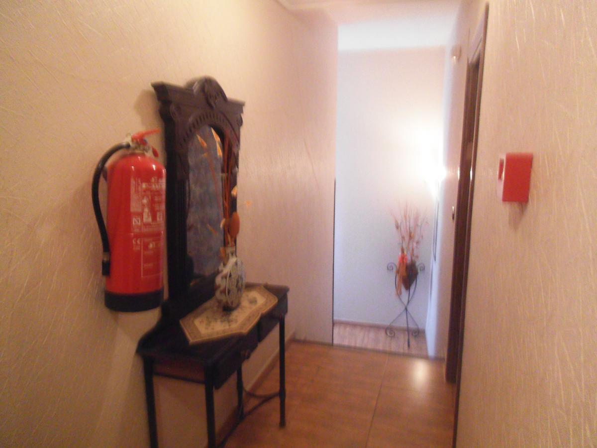 Hostal Los Galgos Yepes Exterior photo